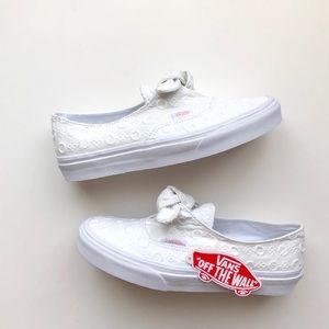 vans authentic knotted cotton lace